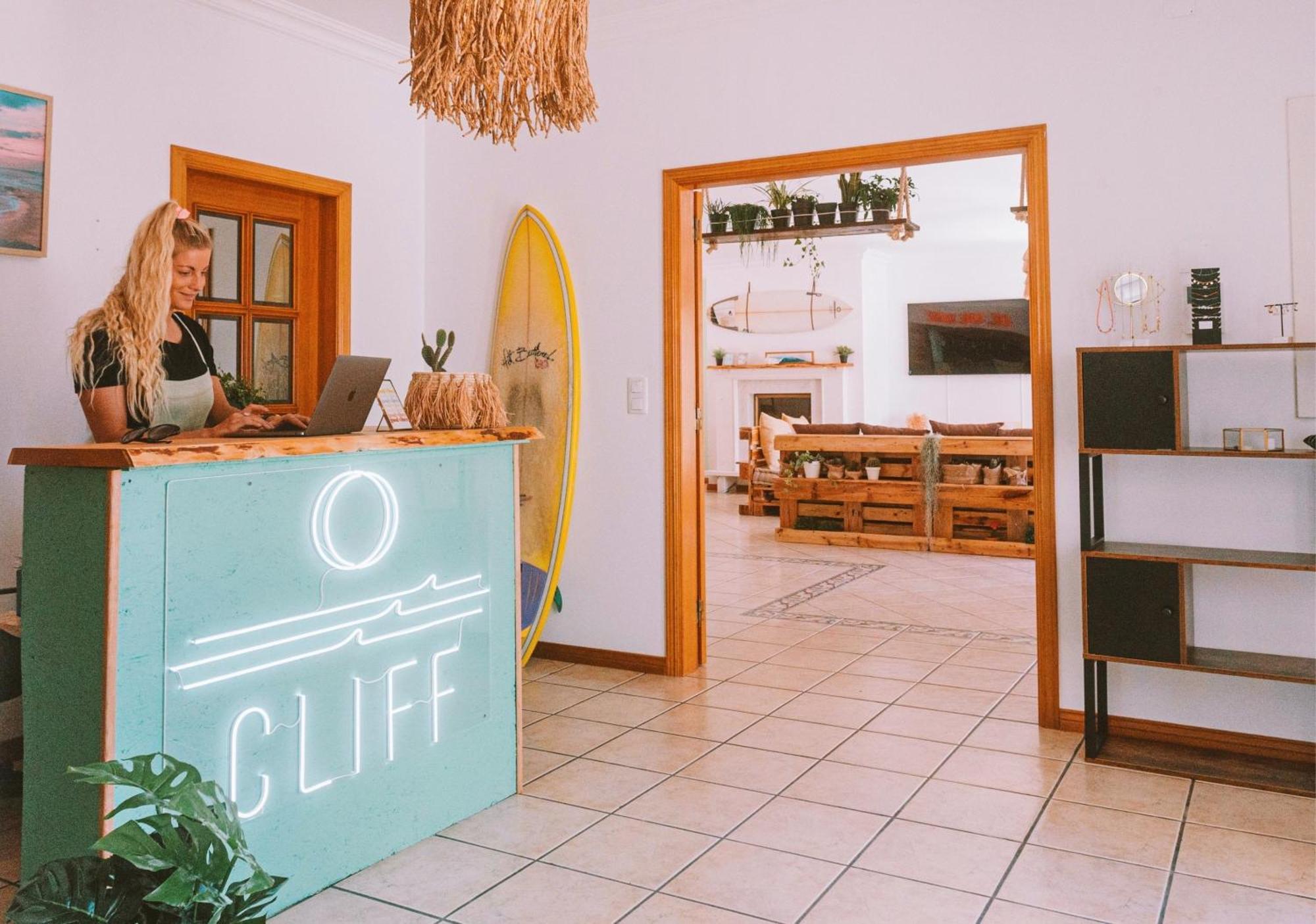 Hostel Cliff Surf House A dos Cunhados Zewnętrze zdjęcie